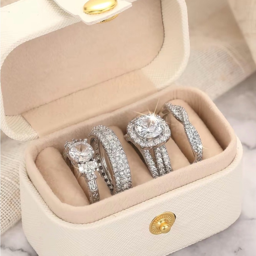 Elegant Rings Size 6 New In Box - Picture 3 of 6